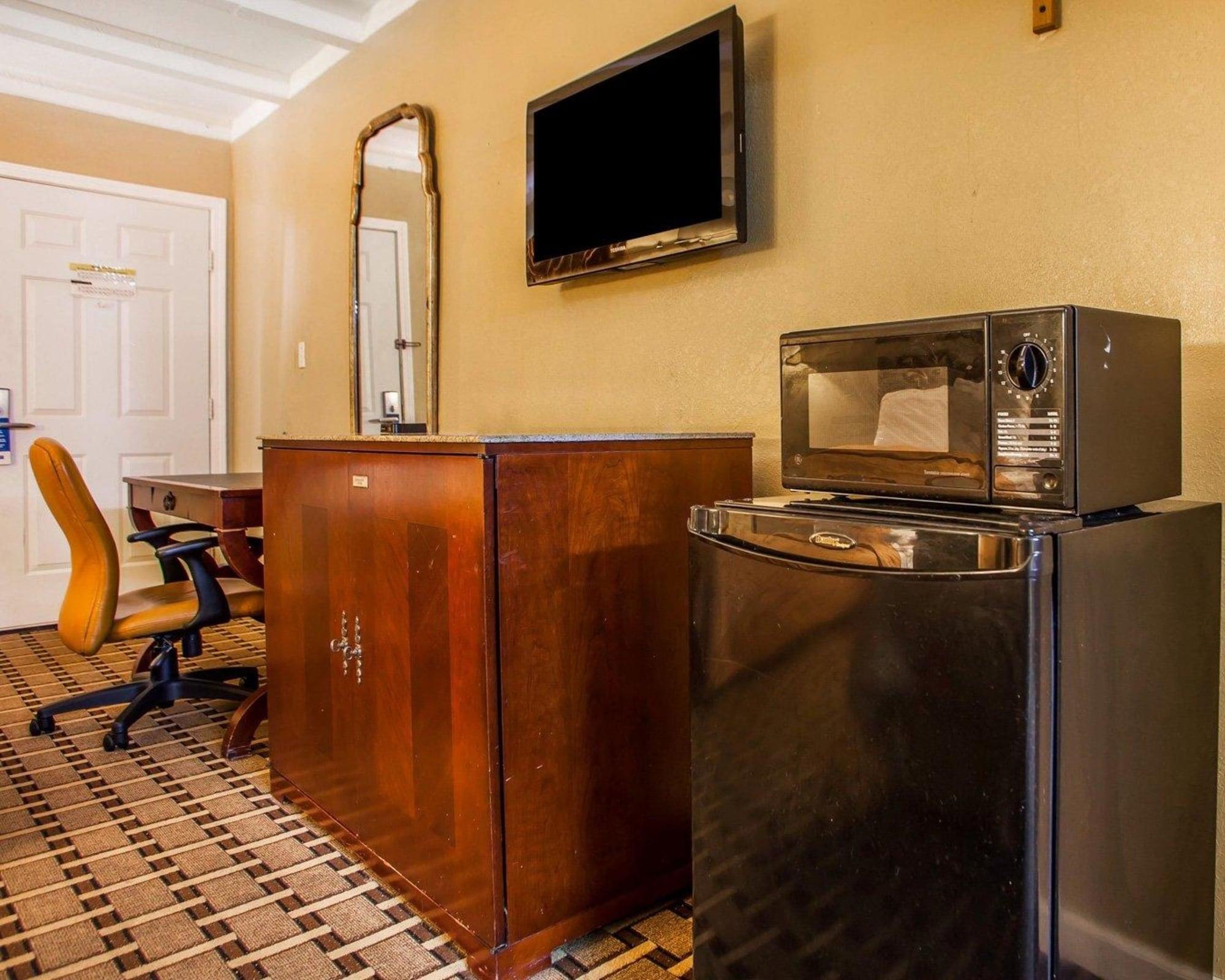Rodeway Inn Nashville Airport Екстериор снимка