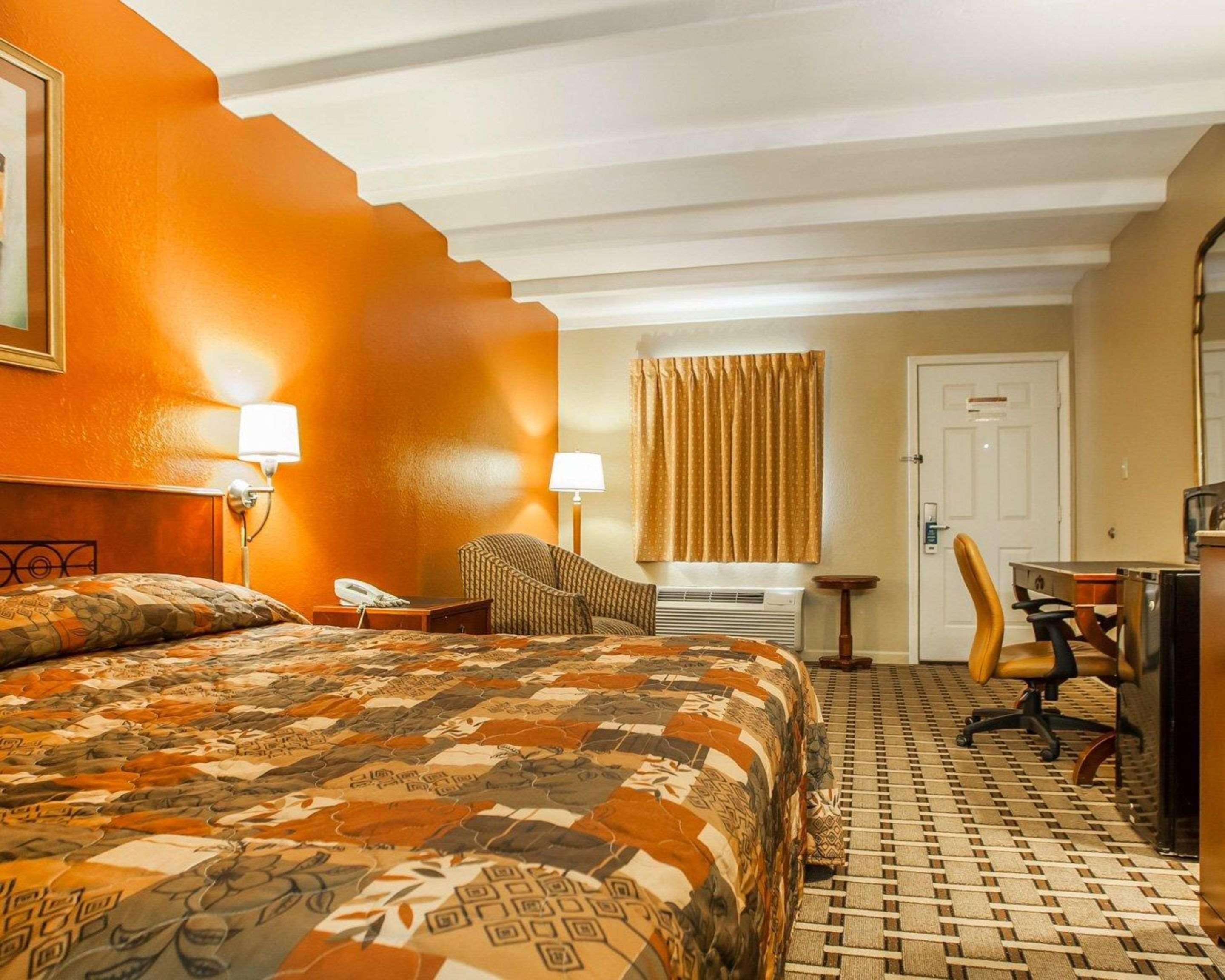 Rodeway Inn Nashville Airport Екстериор снимка
