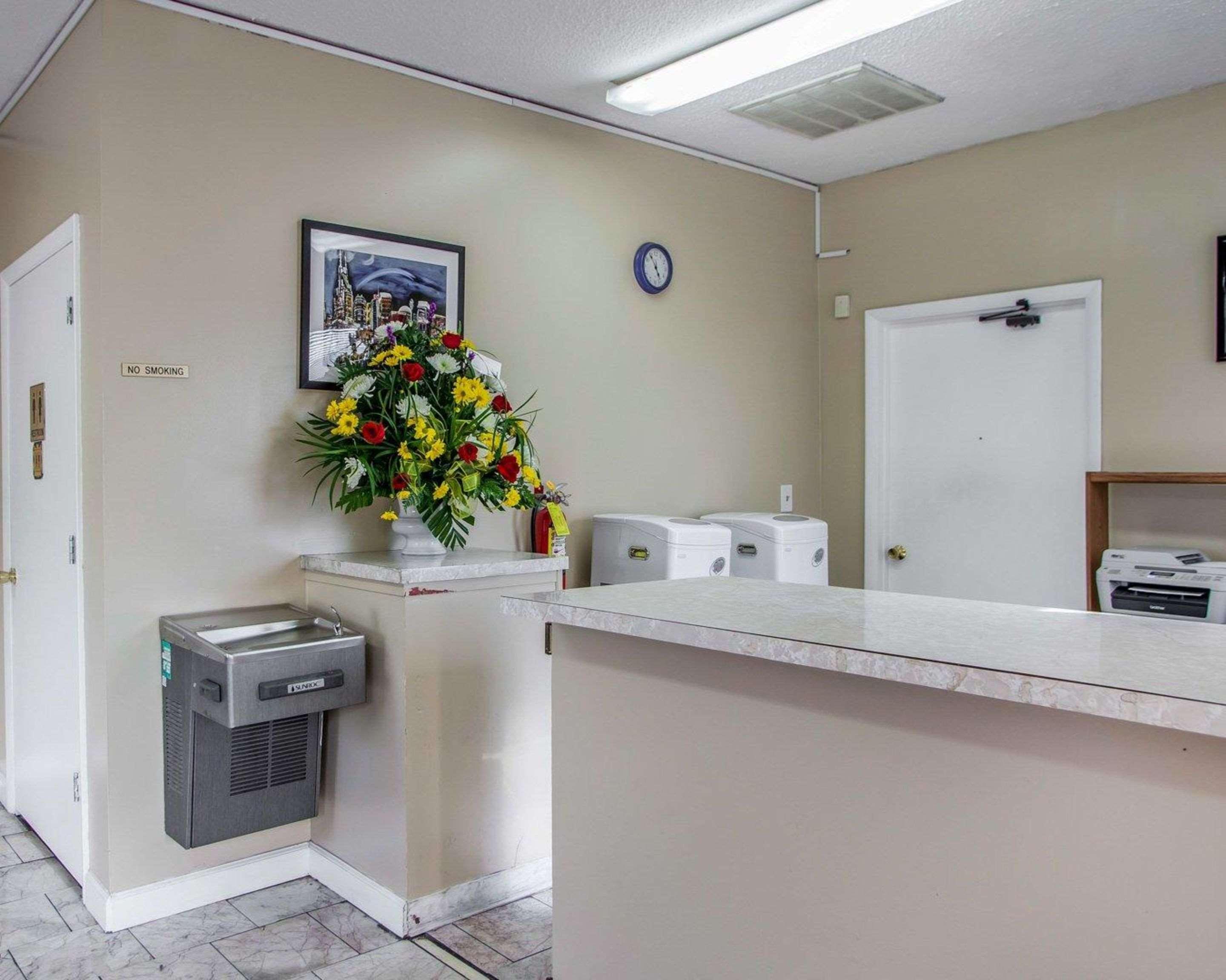 Rodeway Inn Nashville Airport Екстериор снимка