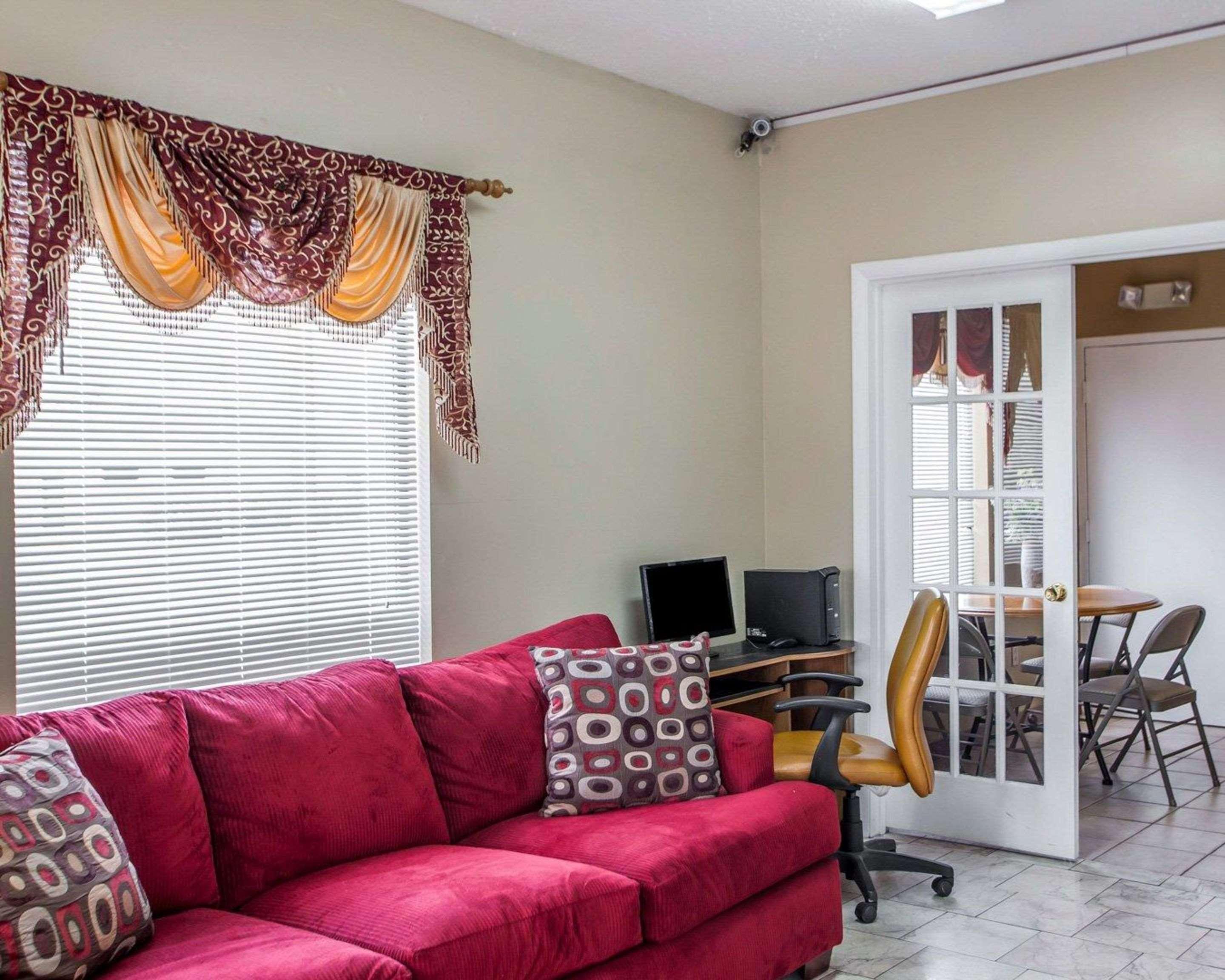 Rodeway Inn Nashville Airport Екстериор снимка