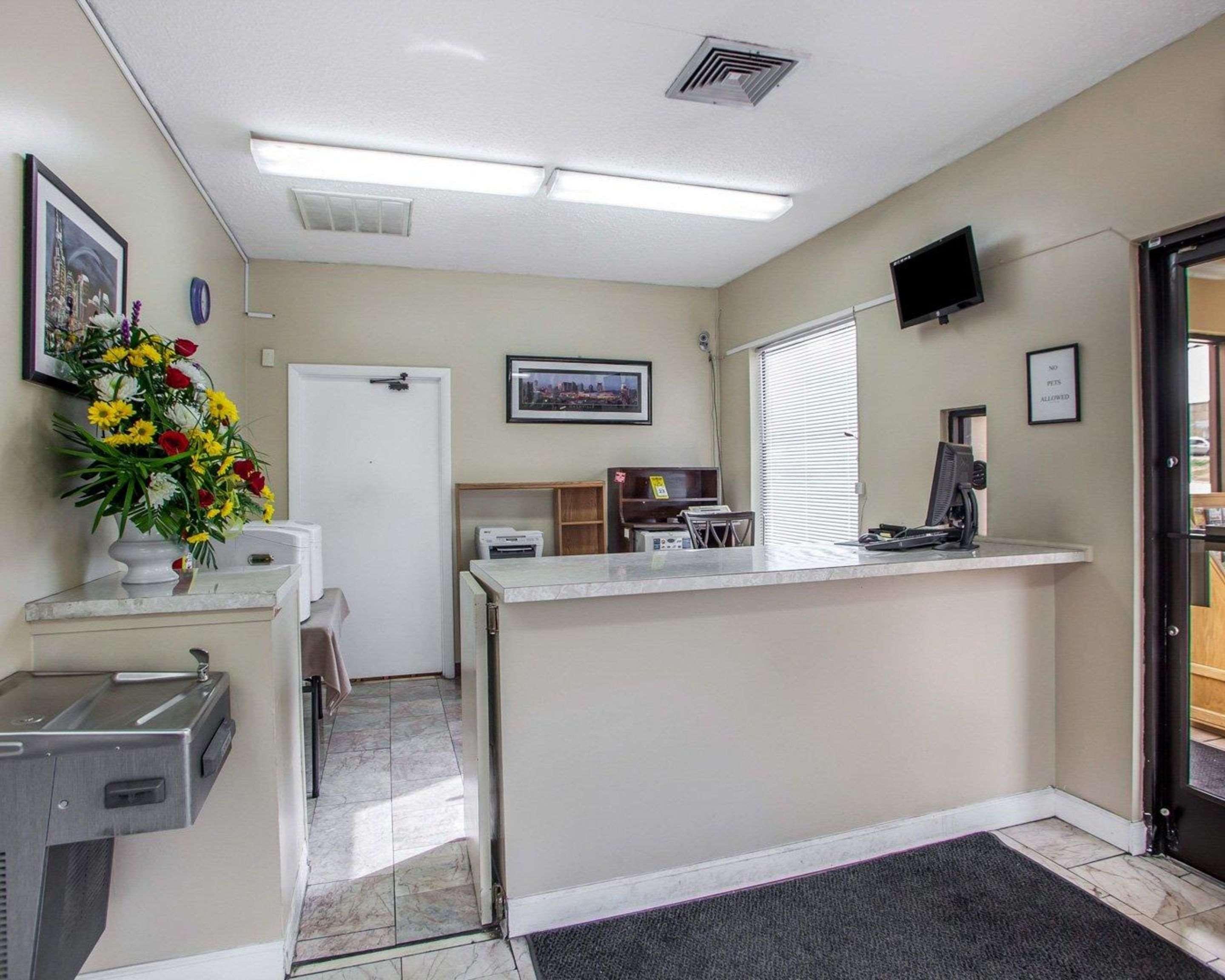 Rodeway Inn Nashville Airport Екстериор снимка