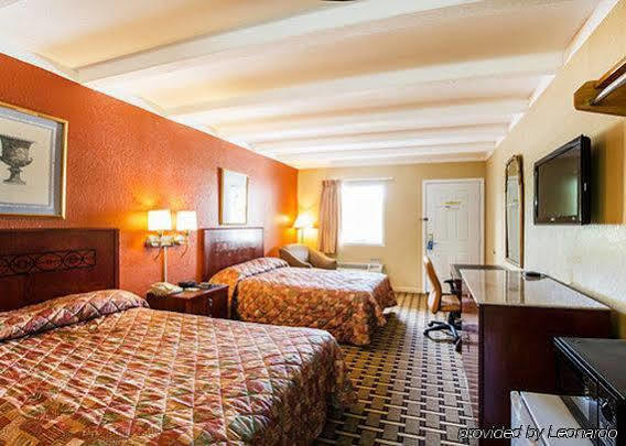 Rodeway Inn Nashville Airport Екстериор снимка